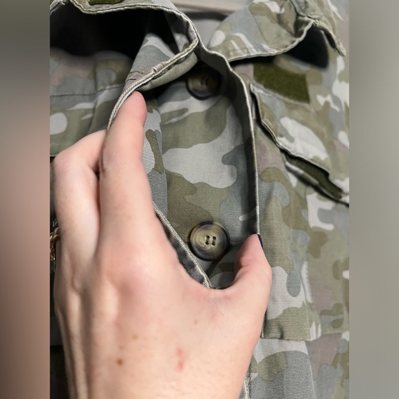 Zara Cropped Green Camo Military Jacket - Picture 5 of 8